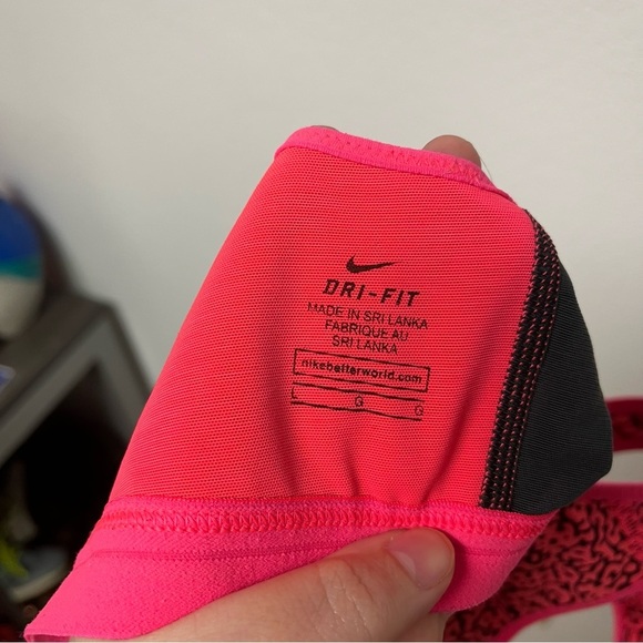 Nike Neon Pink Sports Bra Large - Picture 4 of 4